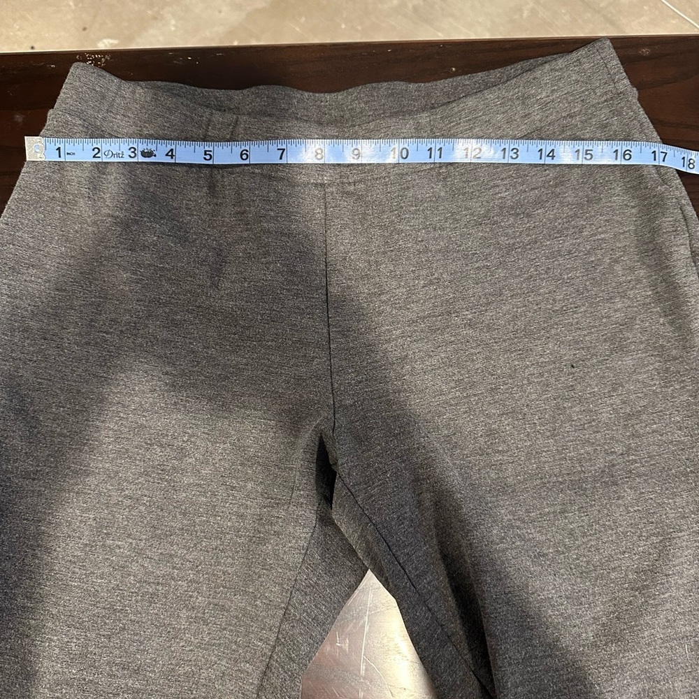 Philosophy Woman Republic Gray Pull-On Ankle Pants SZ 1X - Picture 4 of 6